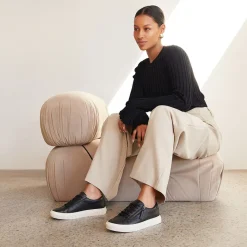 FRANKIE4 Black Sneakers-Billie