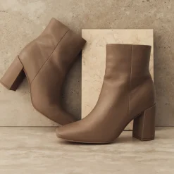 FRANKIE4 High Heel Boots-Campbell