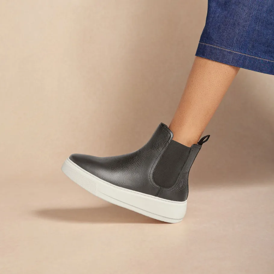 FRANKIE4 Flat Boots|Water-Resistant Boots-Crawford