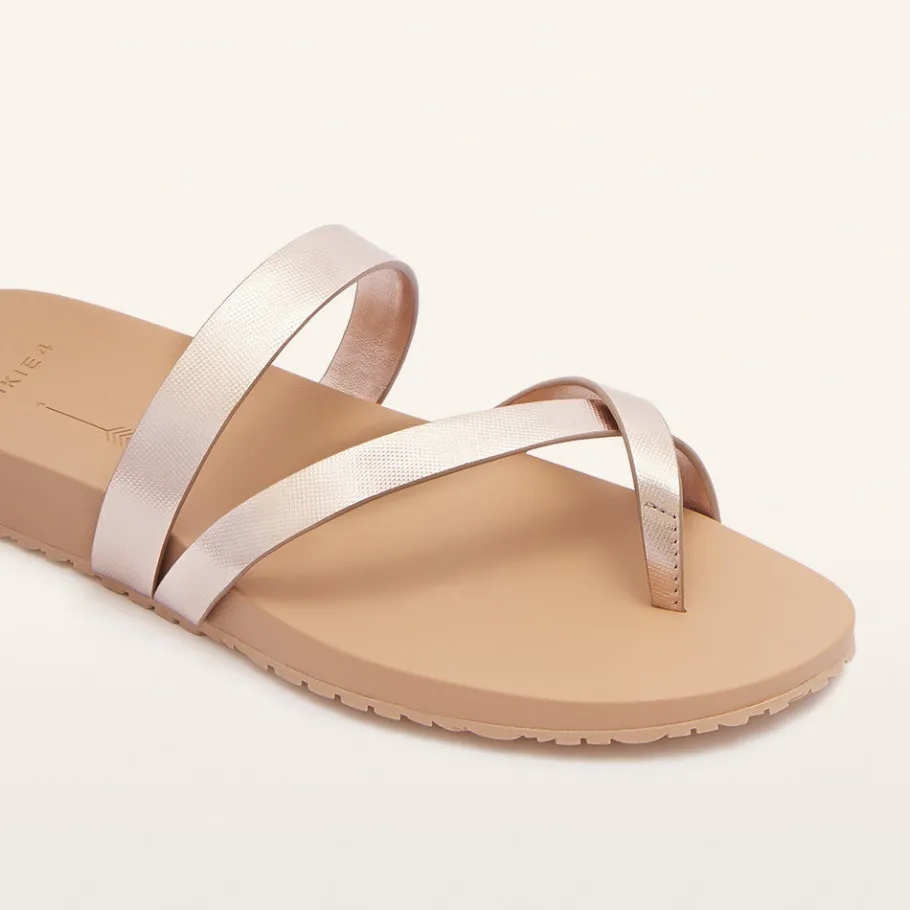 FRANKIE4 Slides-Isla