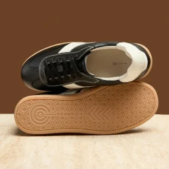 FRANKIE4 Black Sneakers-Levi