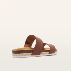 FRANKIE4 Slides-Maria III Rich Tan