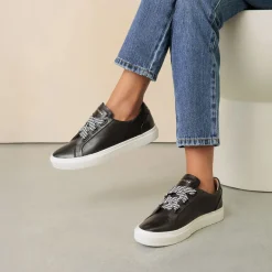 FRANKIE4 Black Sneakers-Mya